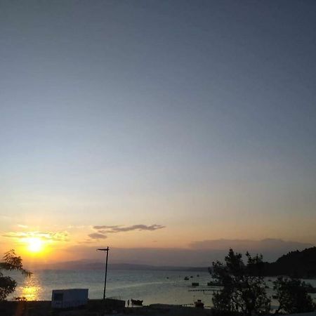 Mary'S House Villa Ouranoupoli Esterno foto